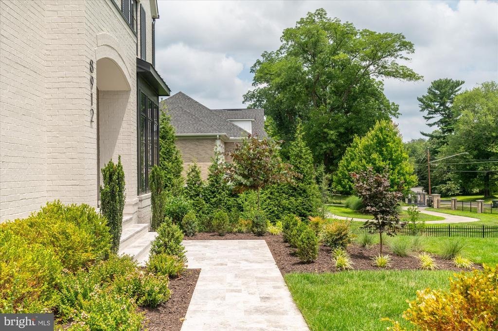 Maison à McLean, Virginie, États-Unis 5 - 18404121