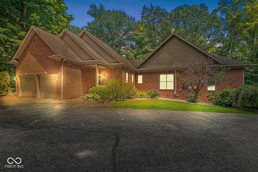 House in Crawfordsville, Indiana, United States 2 - 18407820