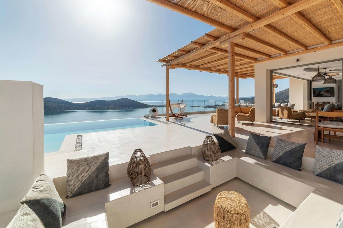 Villa in Community of Elounta, Agios Nikolaos Municipal Unit, Greece 4 - 18403633
