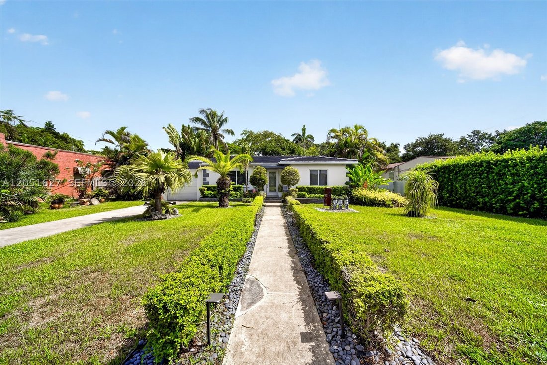 House in Miami, Florida, United States 1 - 18407442
