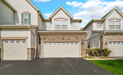Townhouse in Vernon Hills, Illinois, United States 1