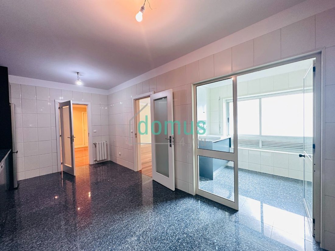 Apartment in Lordelo do Ouro e Massarelos, Porto District, Portugal 4 - 18416354