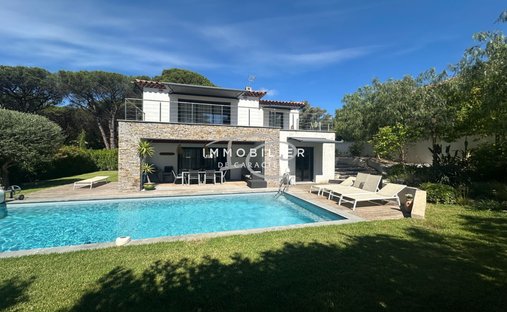 Villa in Sud, Cavalaire-sur-Mer, France 1