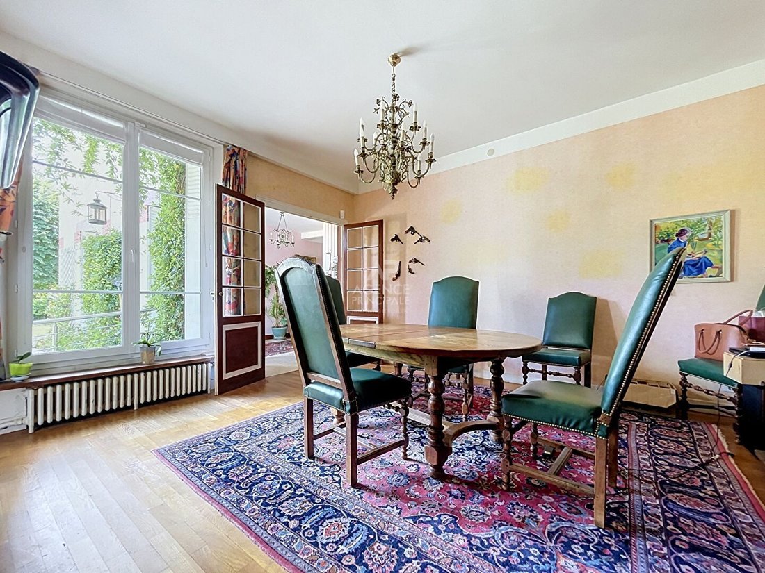 House in Chatou, Ile-de-France, France 3 - 18407459