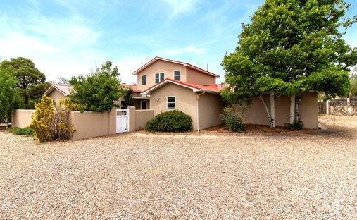 House in Santa Fe, New Mexico, United States 1