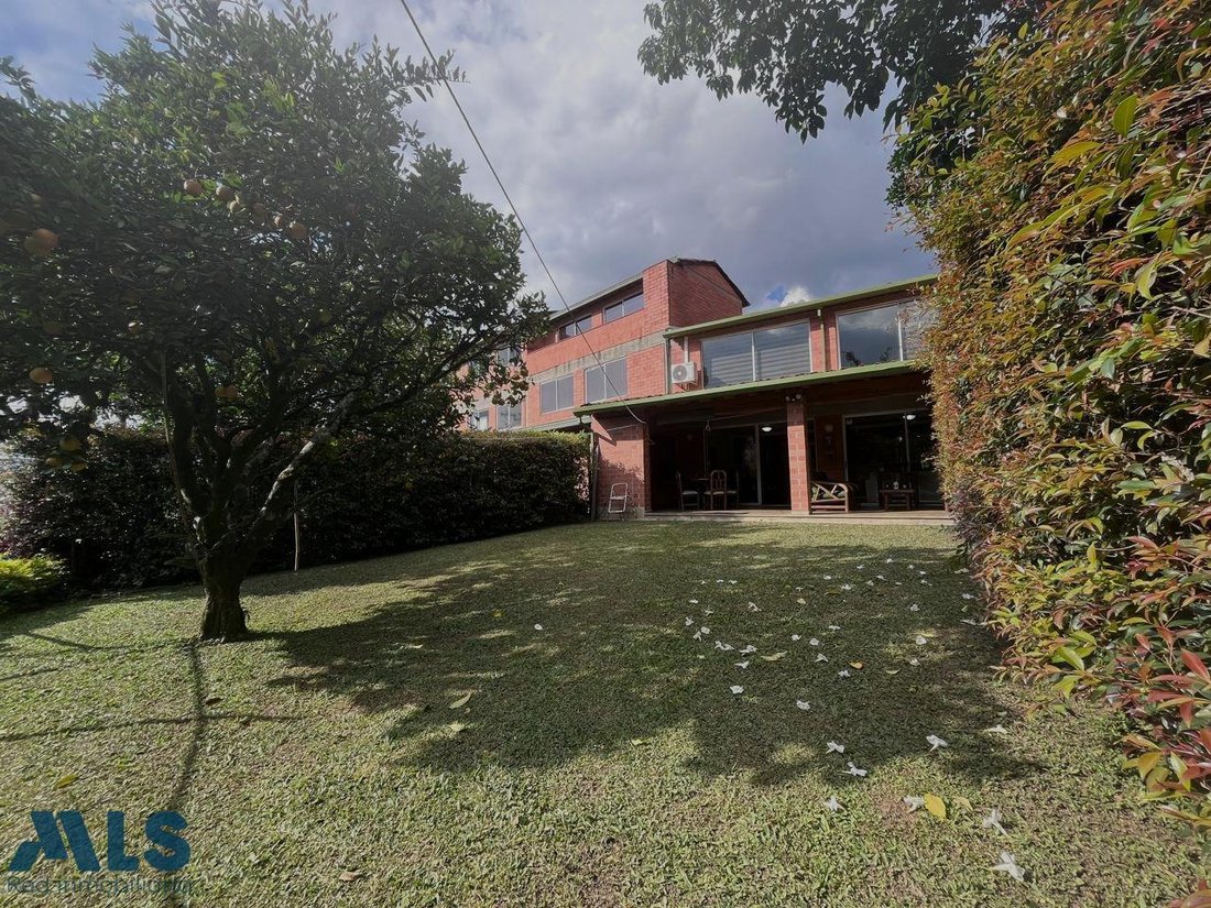 House in Envigado, Antioquia, Colombia 1 - 18403780