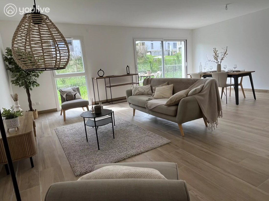 House in Mesigny, Auvergne-Rhône-Alpes, France 1 - 18405119