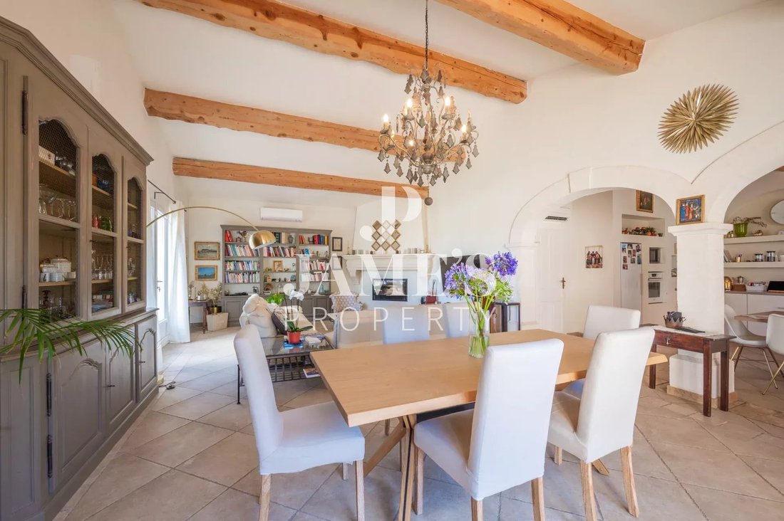 House in Fontvieille, Provence-Alpes-Côte d'Azur, France 4 - 18413287