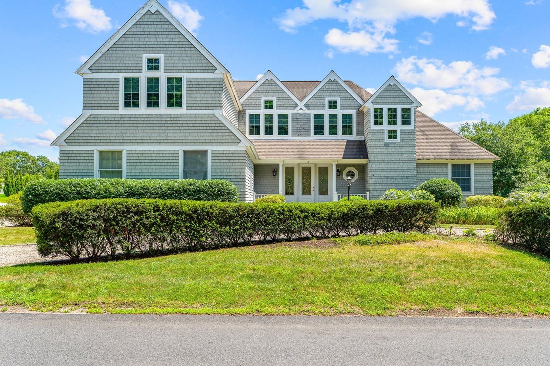 House in Mashpee, Massachusetts, United States 2 - 18404853