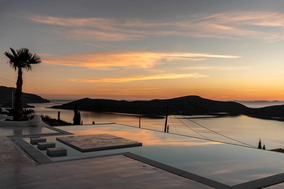 Villa in Community of Elounta, Agios Nikolaos Municipal Unit, Greece 1 - 18403633