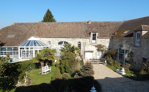 Villa in Bazoches-sur-le-Betz, Centre-Val de Loire, France 1