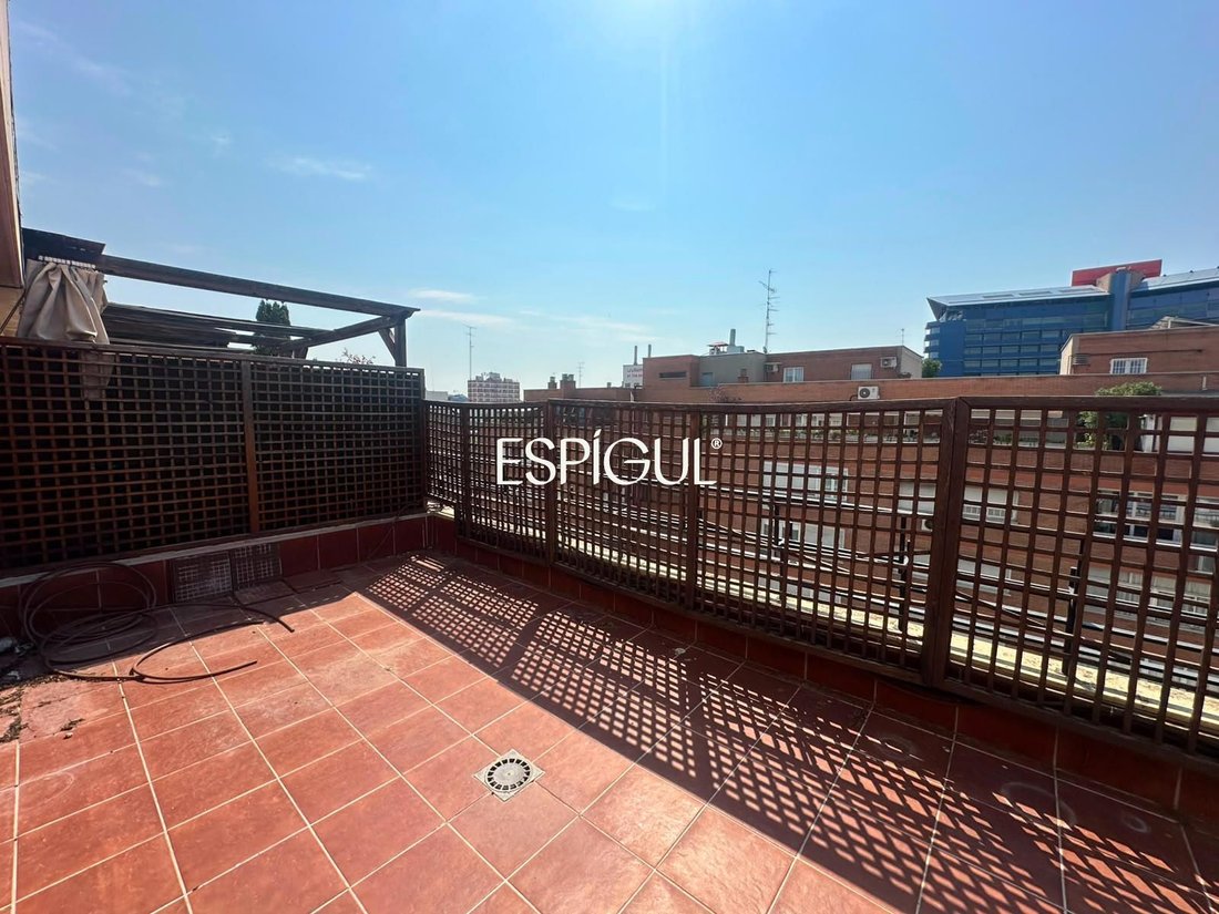 Penthouse in Chamartín, Madrid, Spain 2 - 18402807