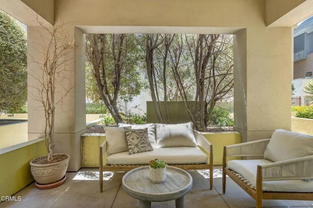 Condo in Los Angeles, California, United States 4 - 18411285