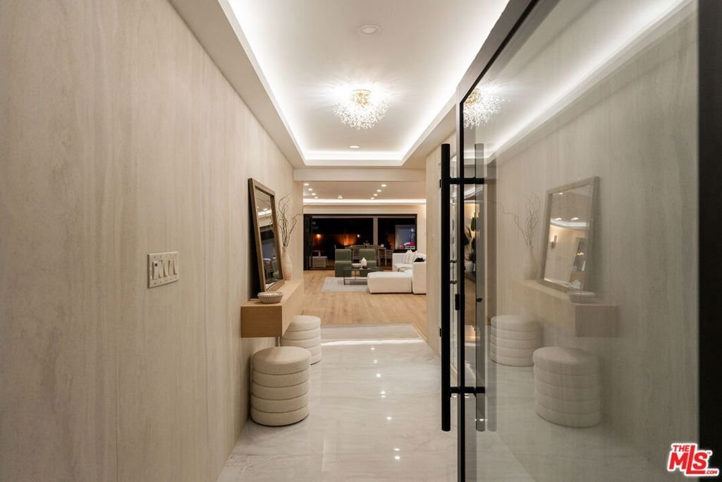 House in Los Angeles, California, United States 3 - 18407733