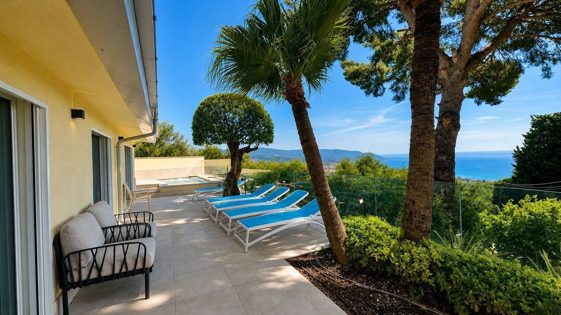 Villa in Diano Marina, Liguria, Italy 3 - 18410259