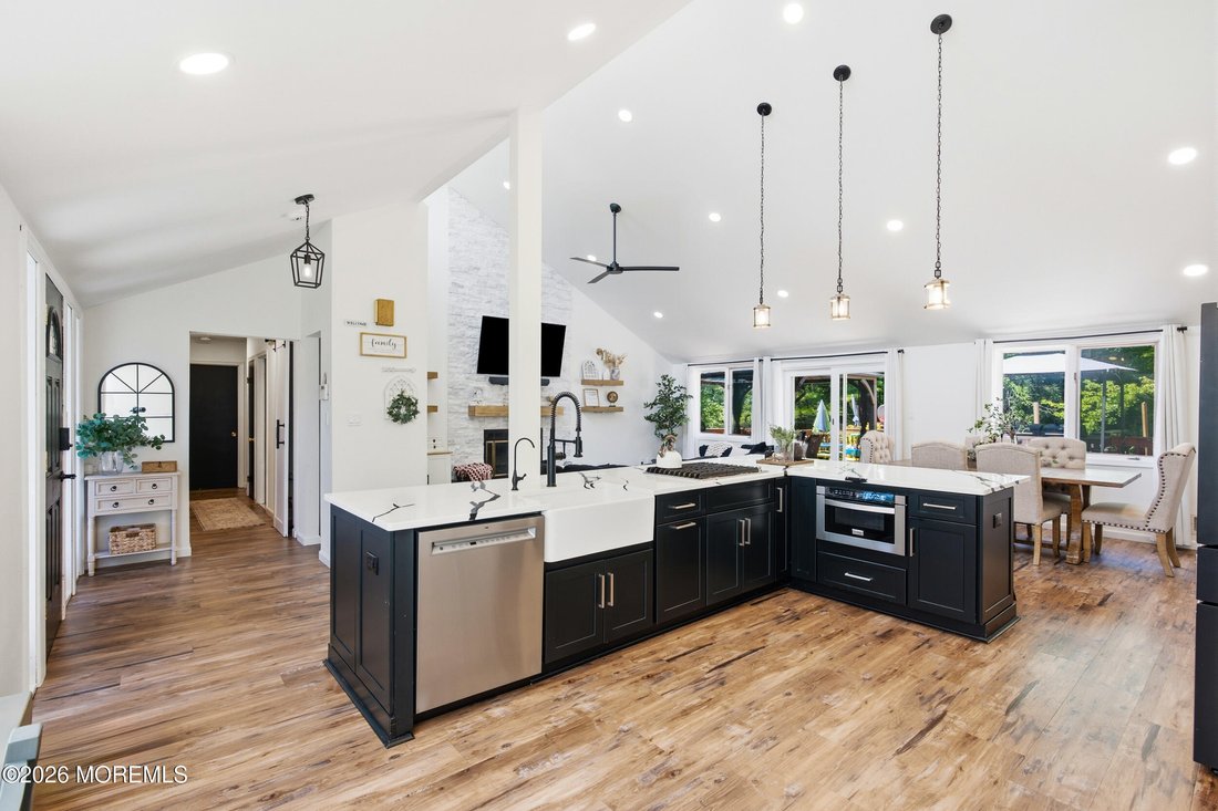 House in Matawan, New Jersey, United States 3 - 18411367