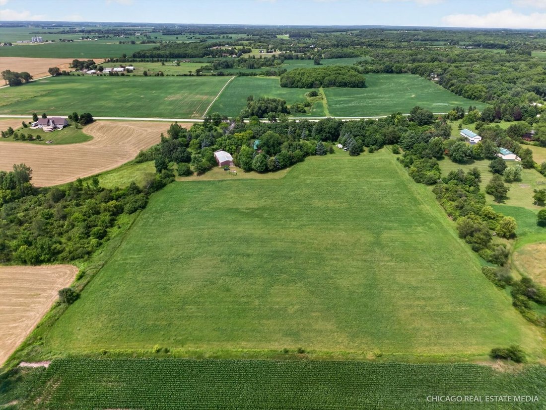 House in Marengo, Illinois, United States 3 - 18413631