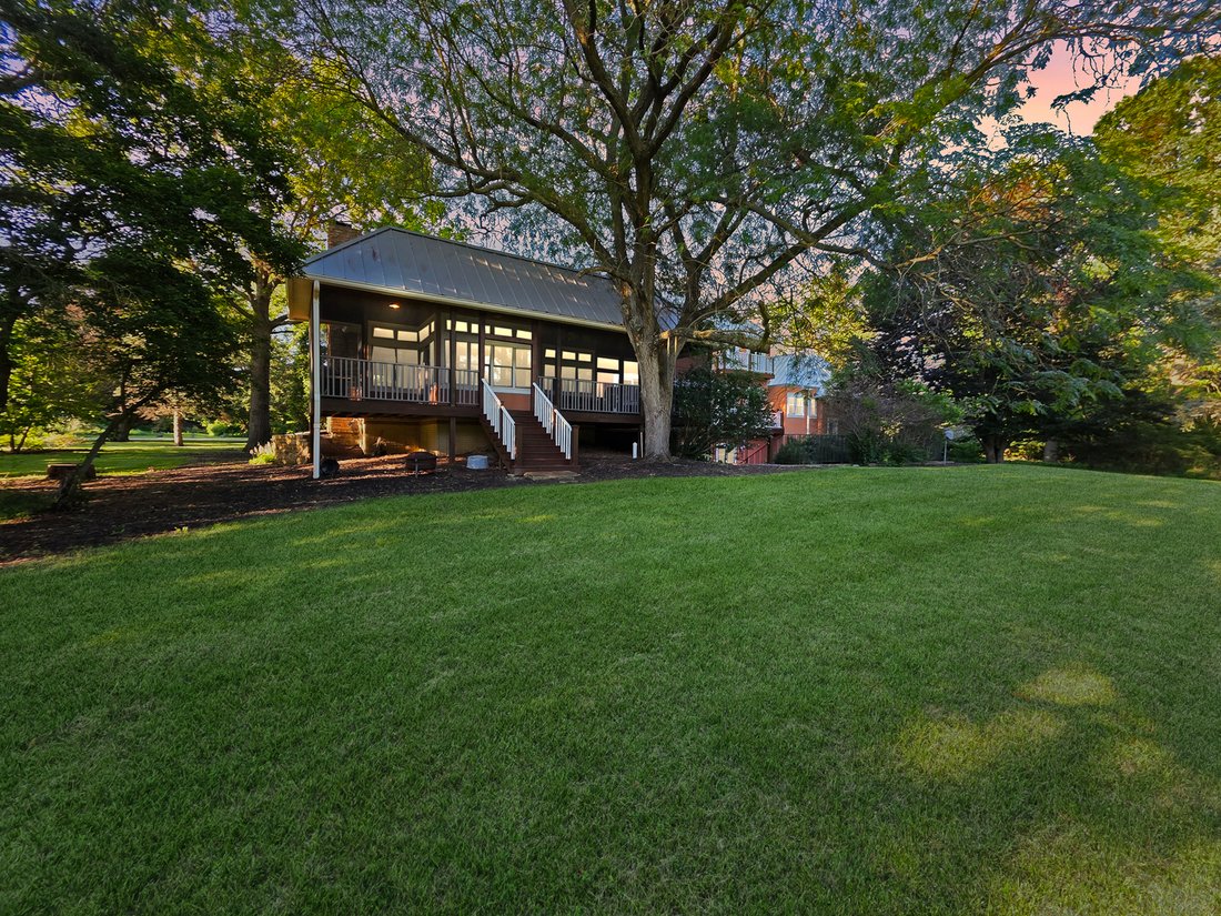 House in Bloomington, Illinois, United States 3 - 18411389