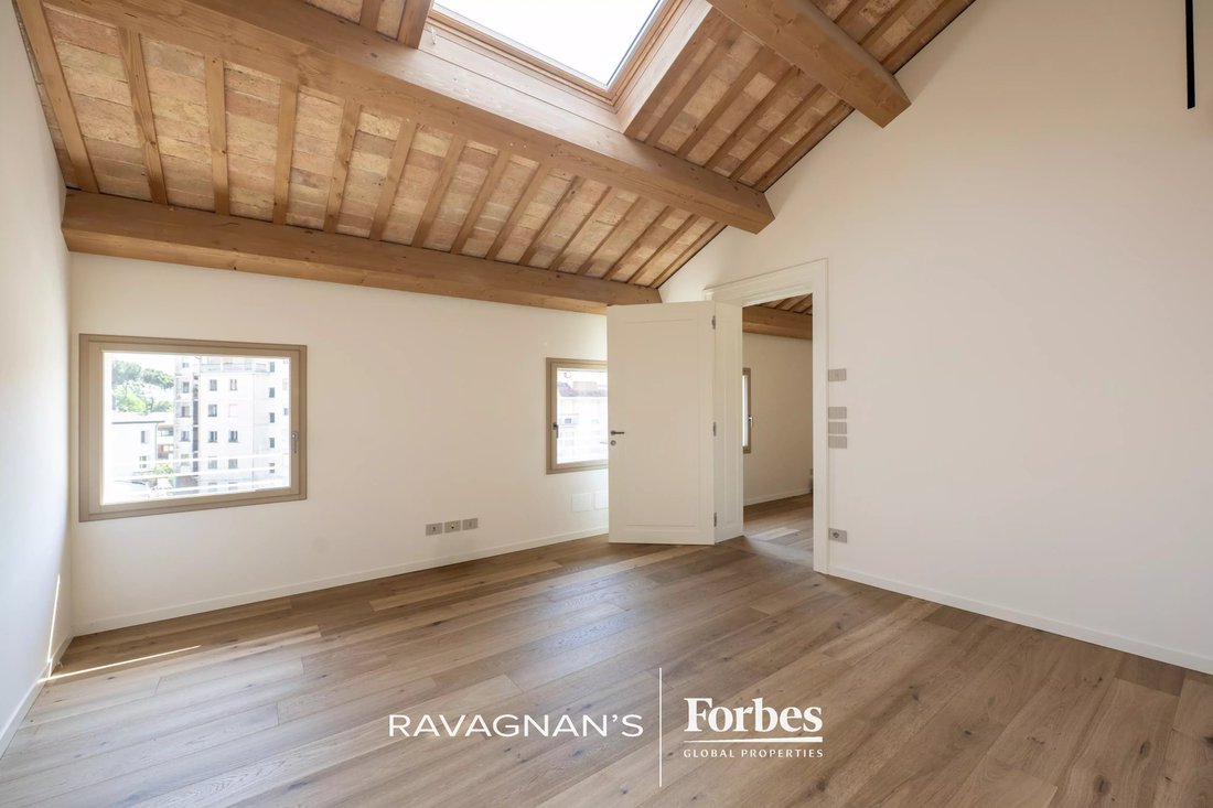 Apartment in Cathedral - Piazza dei Signori, Treviso, Italy 5 - 18404507