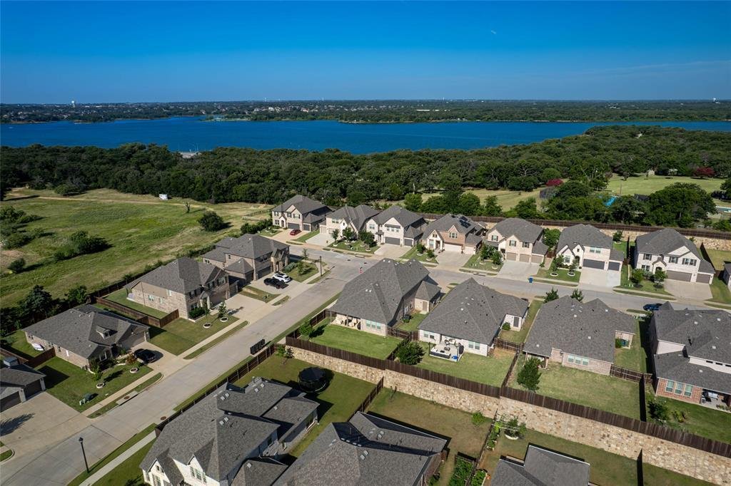 House in Hickory Creek, Texas, United States 3 - 18270881