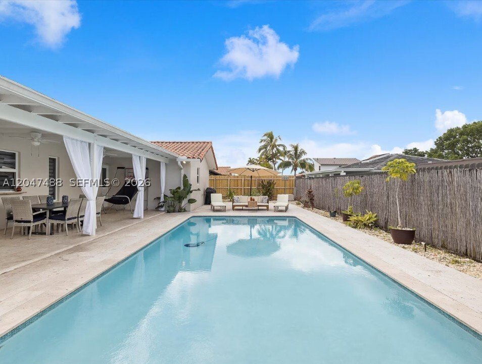 House in Miami, Florida, United States 3 - 18403383