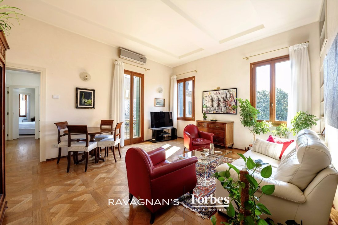 Apartment in Saint Paul, Venice, Italy 2 - 18404745