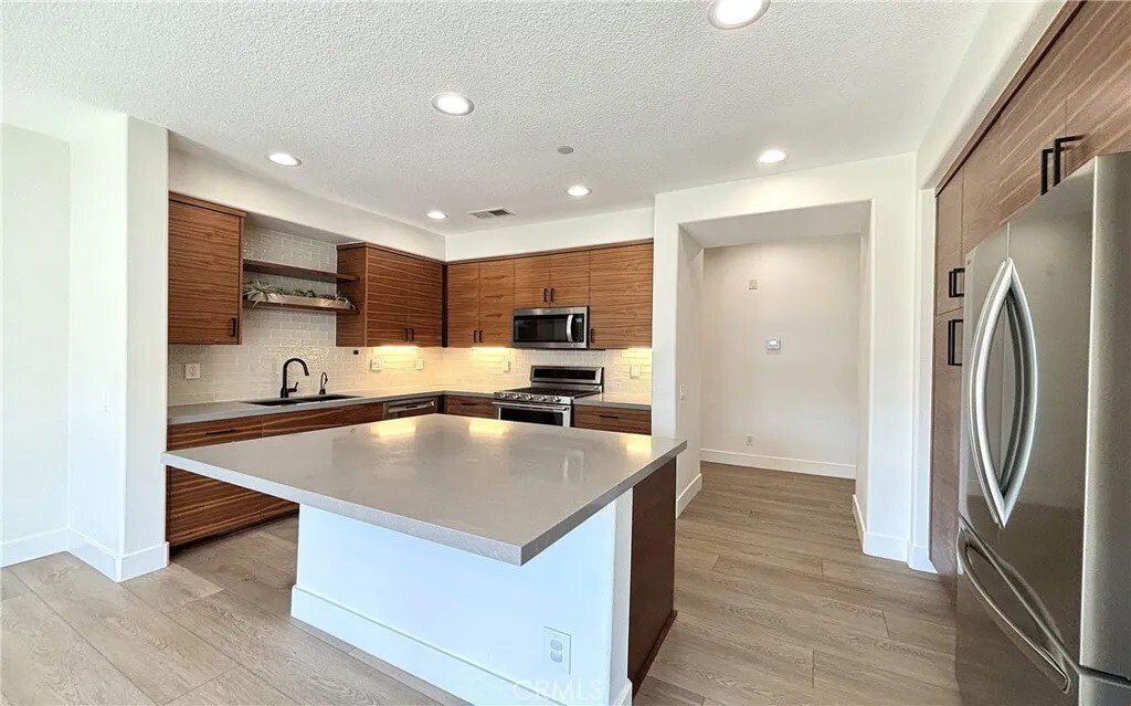 Townhouse in Lawndale, California, United States 3 - 18403157