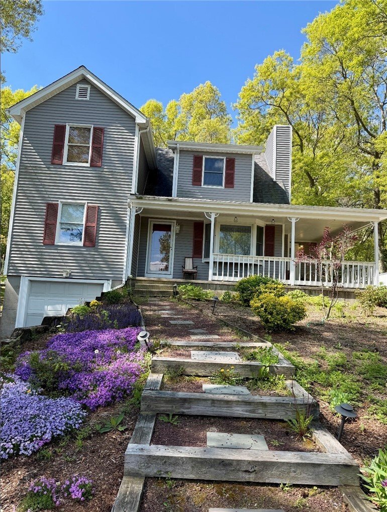 House in Johnston, Rhode Island, United States 3 - 18406827