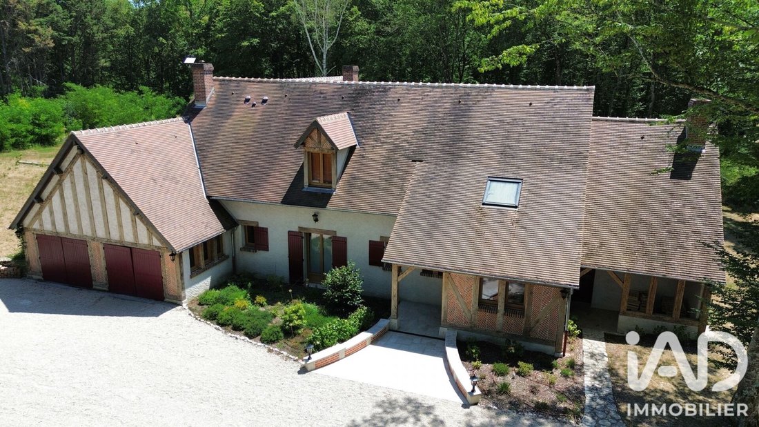 House in Mont-pres-Chambord, Centre-Val de Loire, France 2 - 18414170