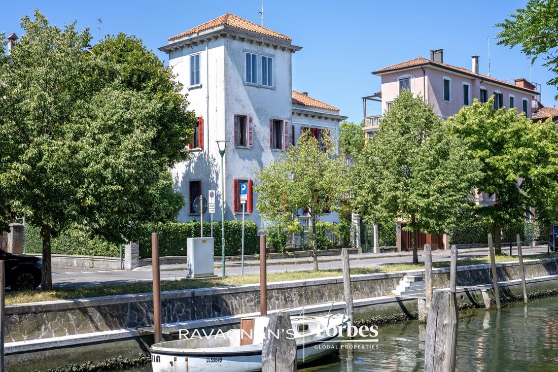 Villa in Isle of Lido, Veneto, Italy 2 - 18404590
