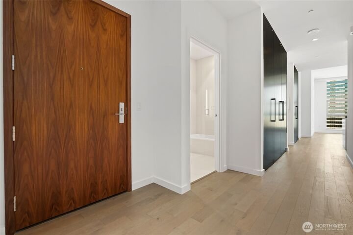 Condo in Bellevue, Washington, United States 3 - 18410909