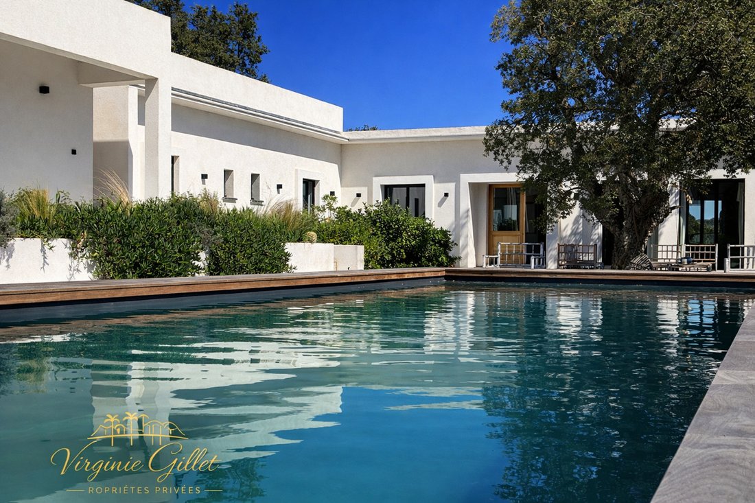 Villa in Sainte-Lucie-de-Porto-Vecchio, Corsica, France 1 - 18405778