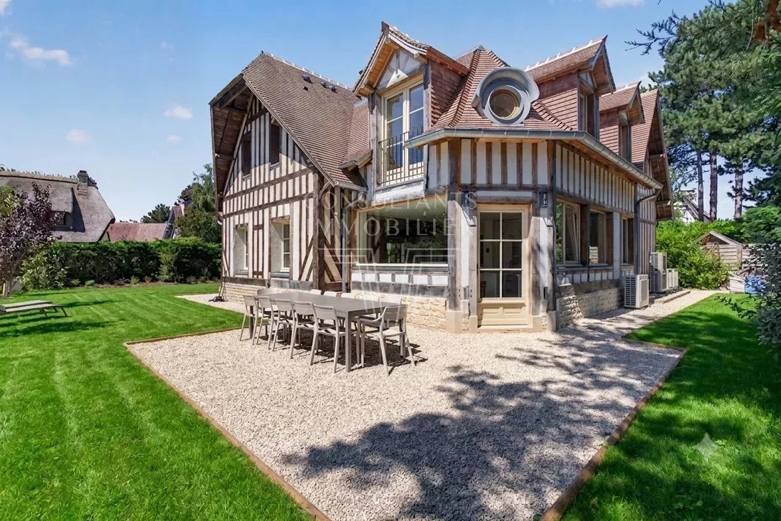 Maison à Tourgéville, Normandie, France 1 - 18413995
