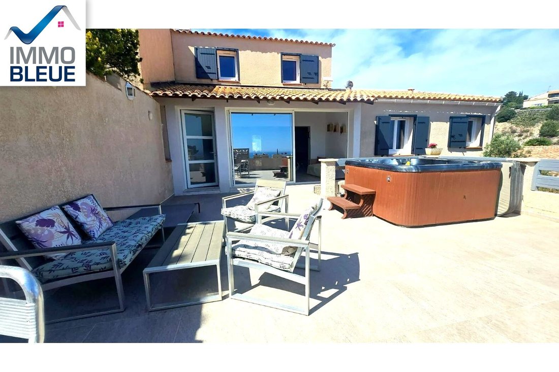 Villa in Le Village-L'Esperon, Sausset-les-Pins, France 4 - 18403978