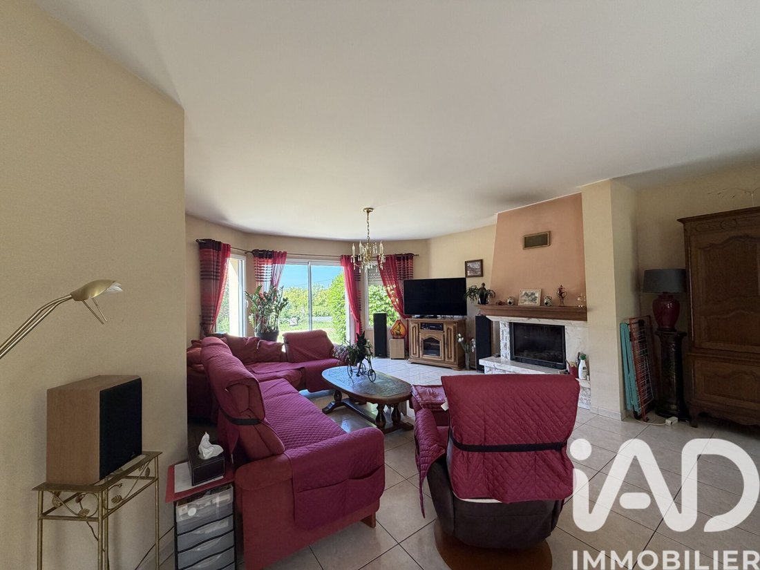 House in Etiolles, Ile-de-France, France 3 - 17462371