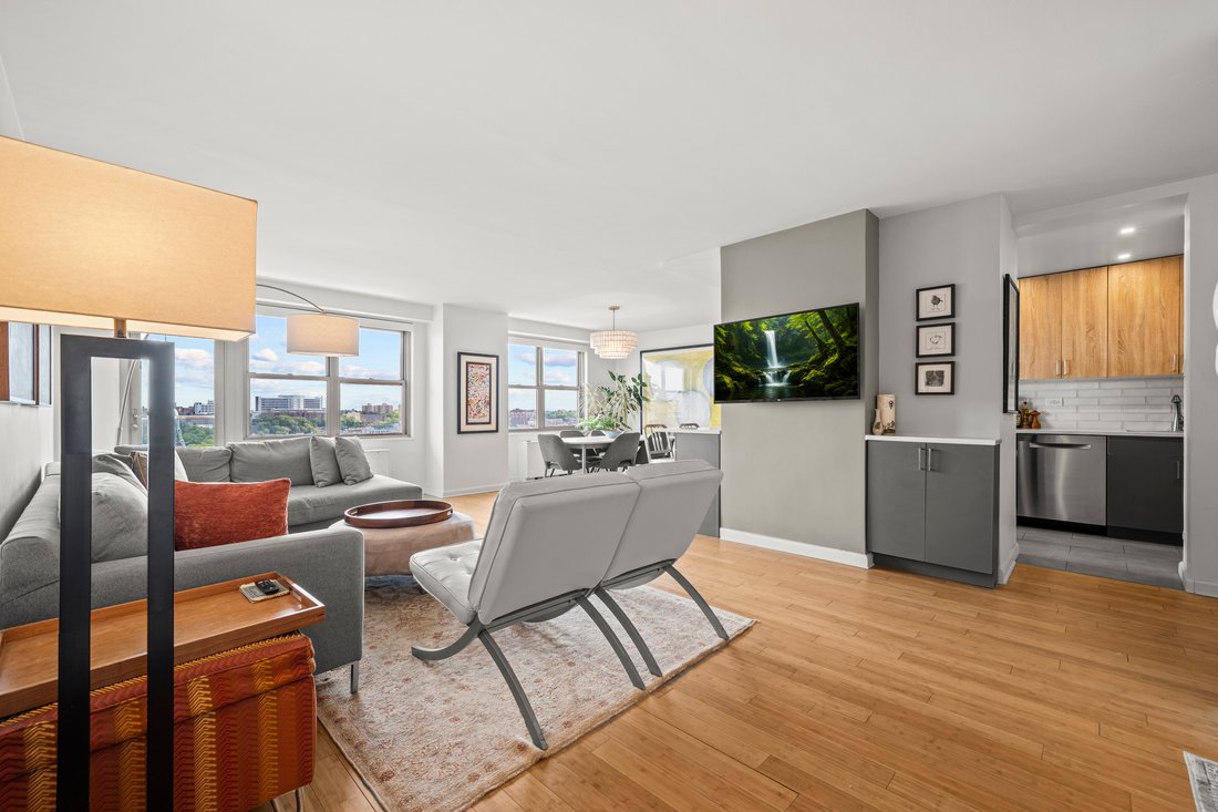 Co Op in New York, New York, United States 1 - 18409179