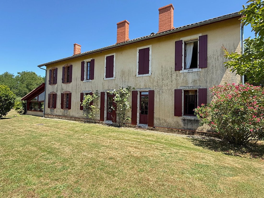 Villa in Villeneuve-de-Marsan, Nouvelle-Aquitaine, France 4 - 18405567