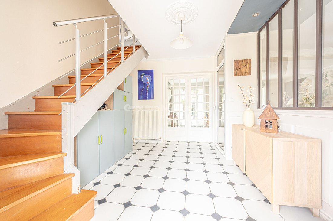 Villa in Herblay-sur-Seine, Ile-de-France, France 2 - 18405256