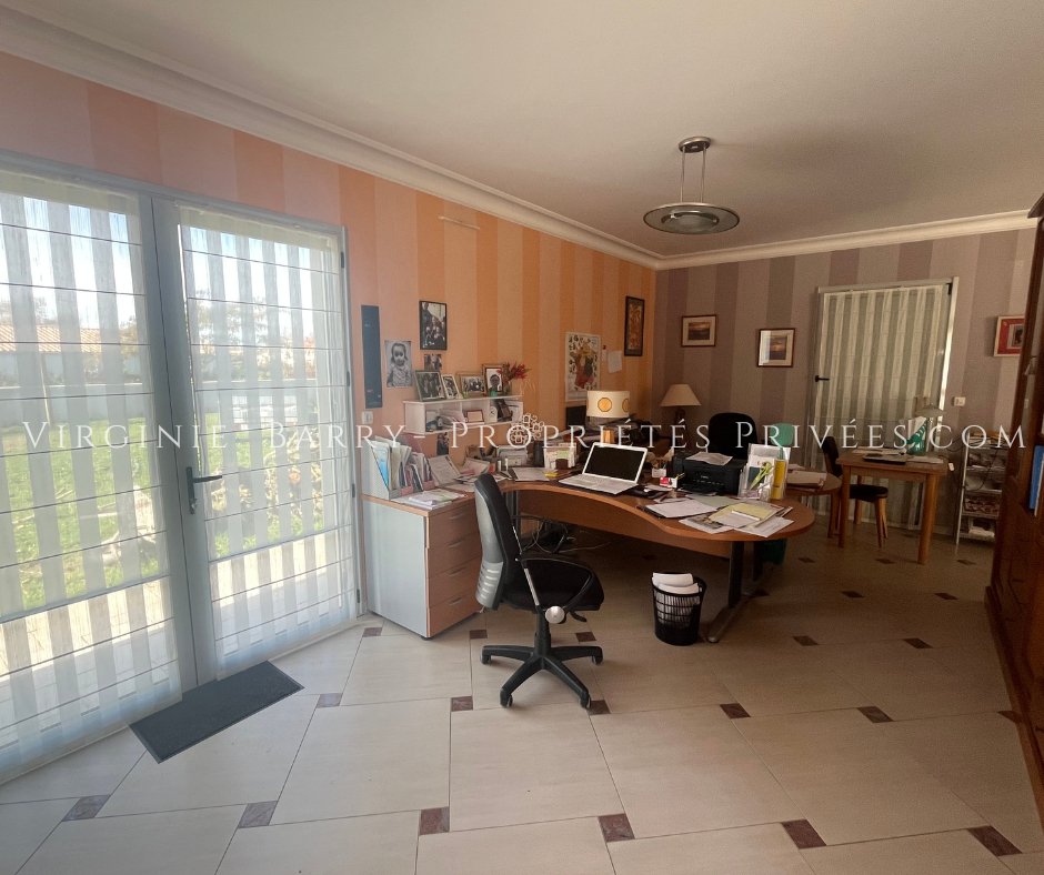 Villa in Echillais, Nouvelle-Aquitaine, France 4 - 18405301