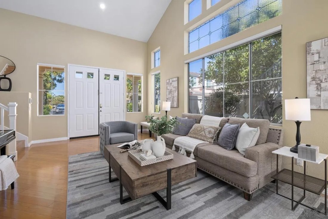 Condo in San Diego, California, United States 4 - 18413519