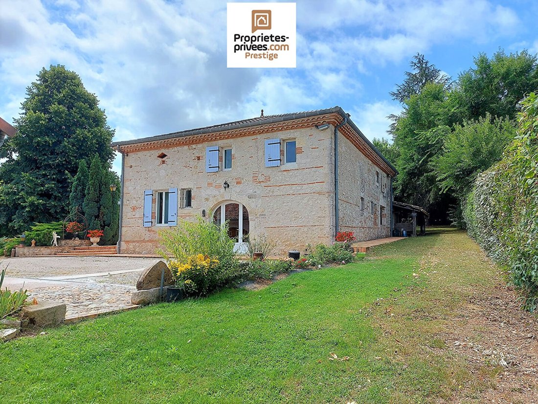 Villa in Layrac, Nouvelle-Aquitaine, France 1 - 18405401