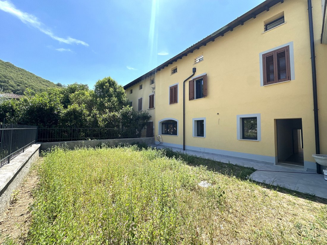 Apartment in Mompiano, Brescia, Italy 1 - 18409959