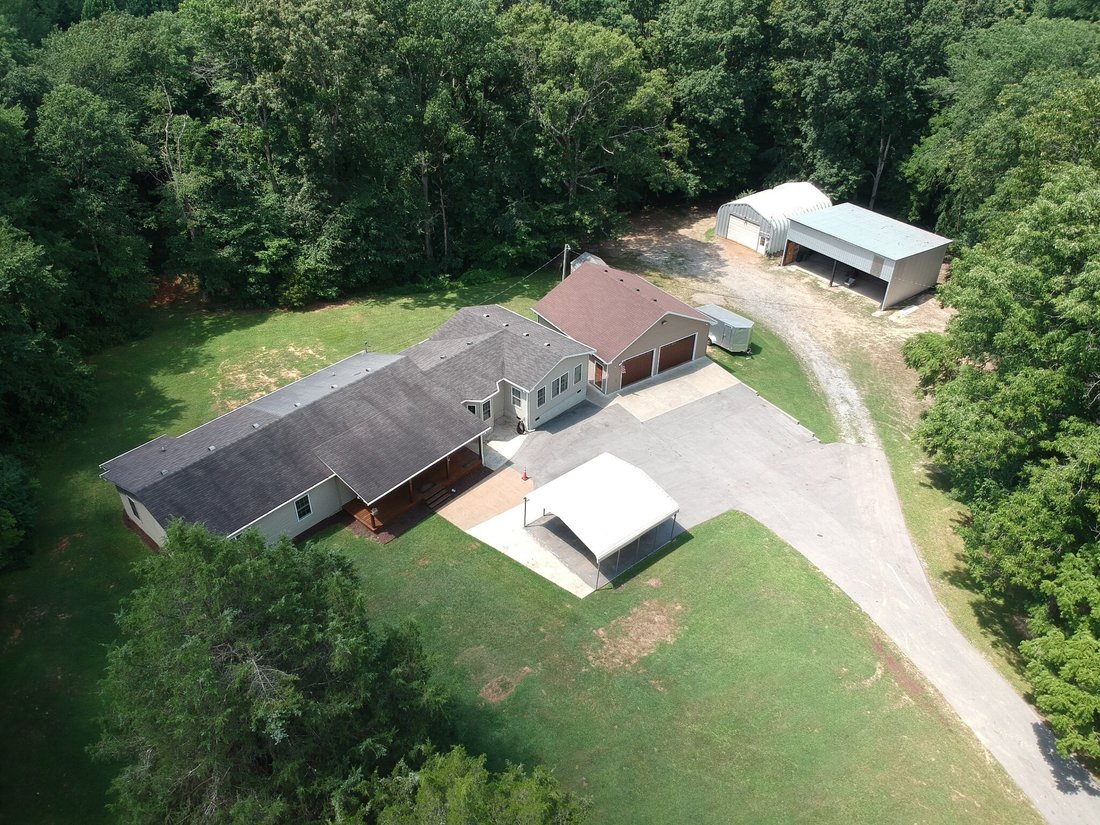 House in Springfield, Tennessee, United States 2 - 18411405