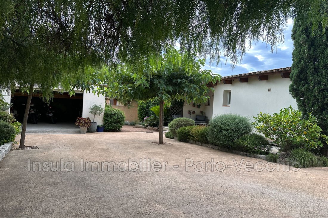 Villa in Sainte-Lucie-de-Porto-Vecchio, Corsica, France 2 - 18411871