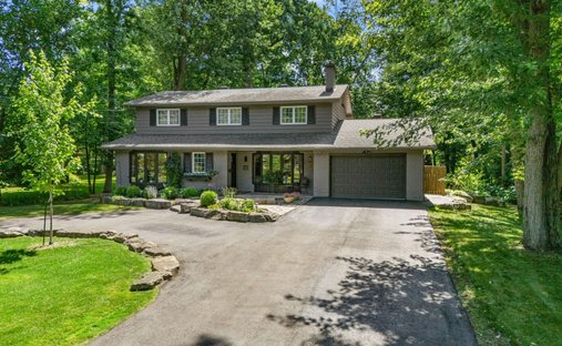 House in Senneville, Quebec, Canada 1