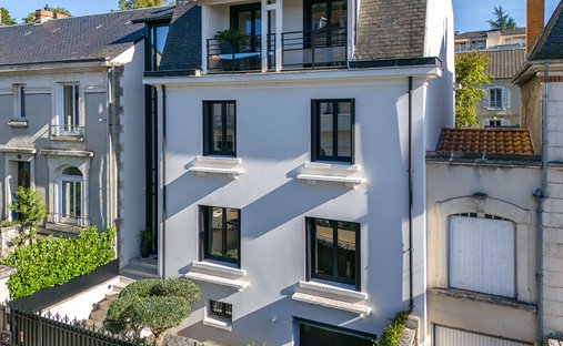 Villa a Georges Pompidou, Perigueux, Francia 1