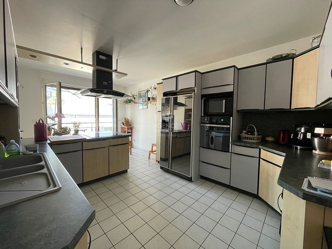 Apartment in Pavé des Gardes, Chaville, France 5 - 18415029