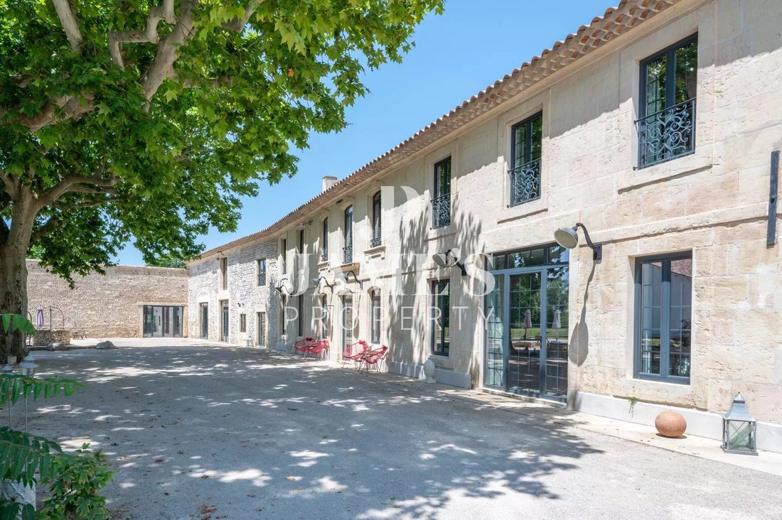 House in Arles, Provence-Alpes-Côte d'Azur, France 4 - 18406847