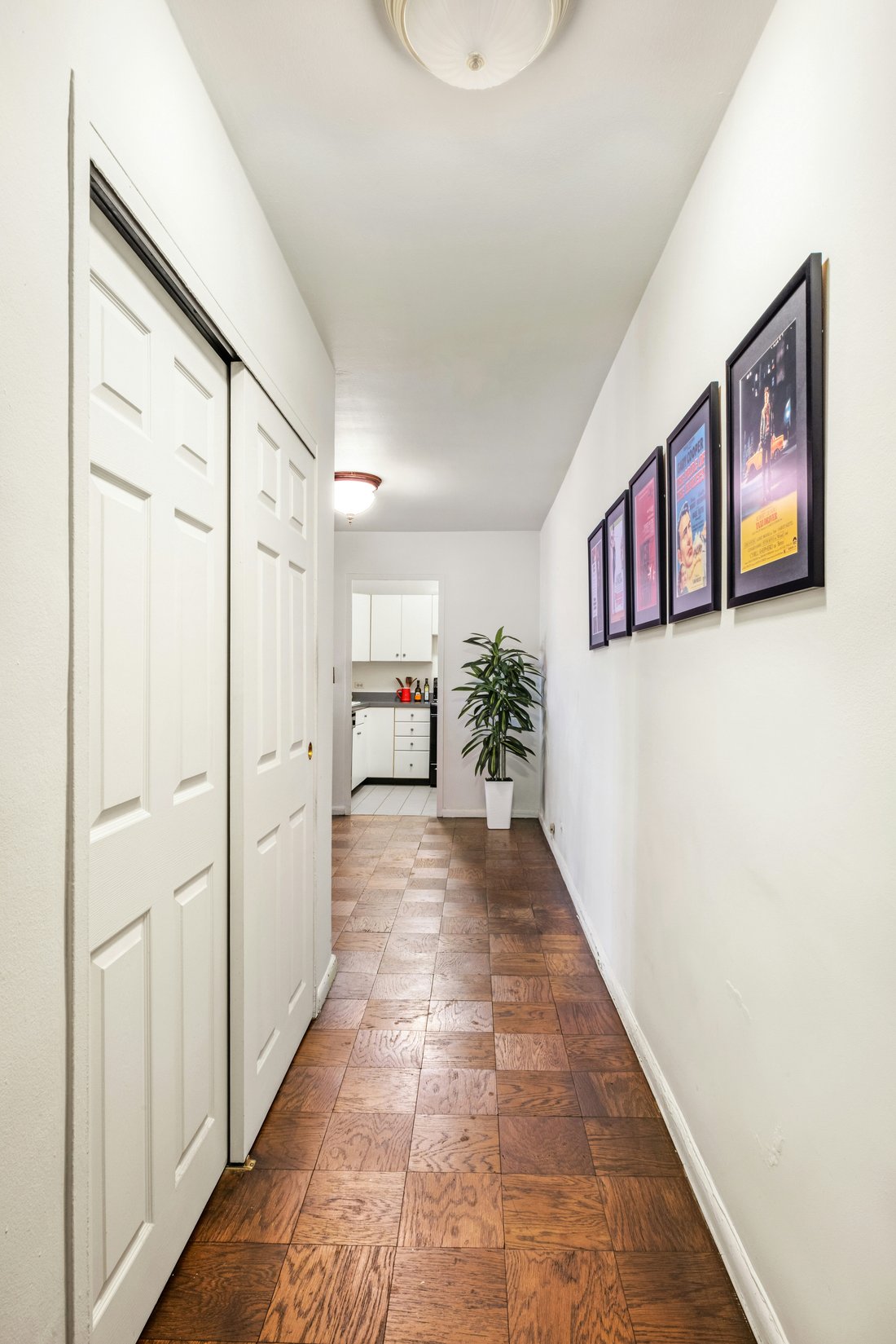 Co Op in New York, New York, United States 3 - 18407635