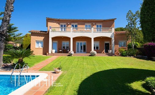 House in Calafell (District), Calafell, Spain 1